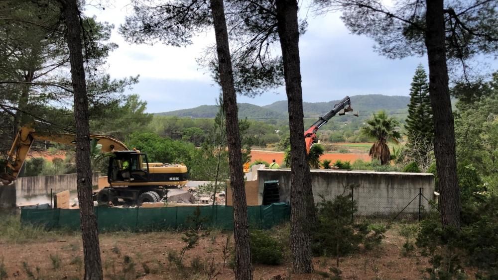 Derribada una casa ilegal en Ibiza denunciada hace casi 14 años