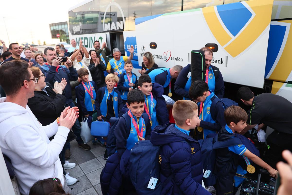 La selección sub-10 de Asturias se proclamó campeona de España de fútbol sala en Sanxenxo tras firmar un torneo impecable, culminado con una goleada ante Madrid y una remontada épica frente a Cataluña en semifinales