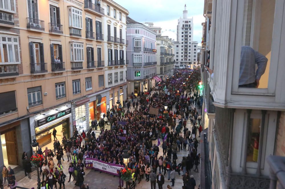 Miles de manifestantes colapsan el centro de Málaga en una marcha que comenzaba con polémica con Francisco de la Torre