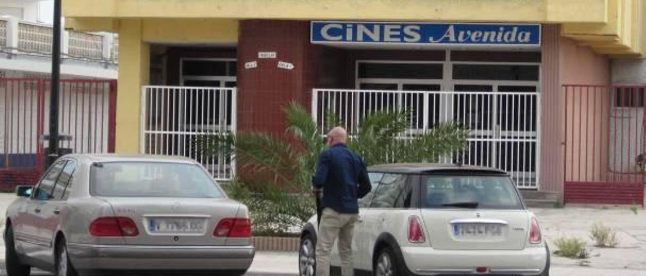 El Perelló compra el Cine Avenida para convertirlo en un centro cultural