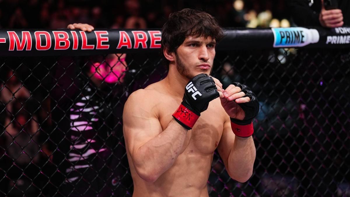 Movsar Evloev venció a Sterling en el UFC 310 y reclama ahora una oportunidad por el trono de Ilia