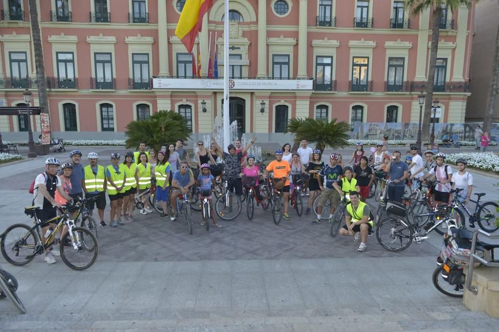 Ruta de bicicletas a la luz de la luna de Murcia