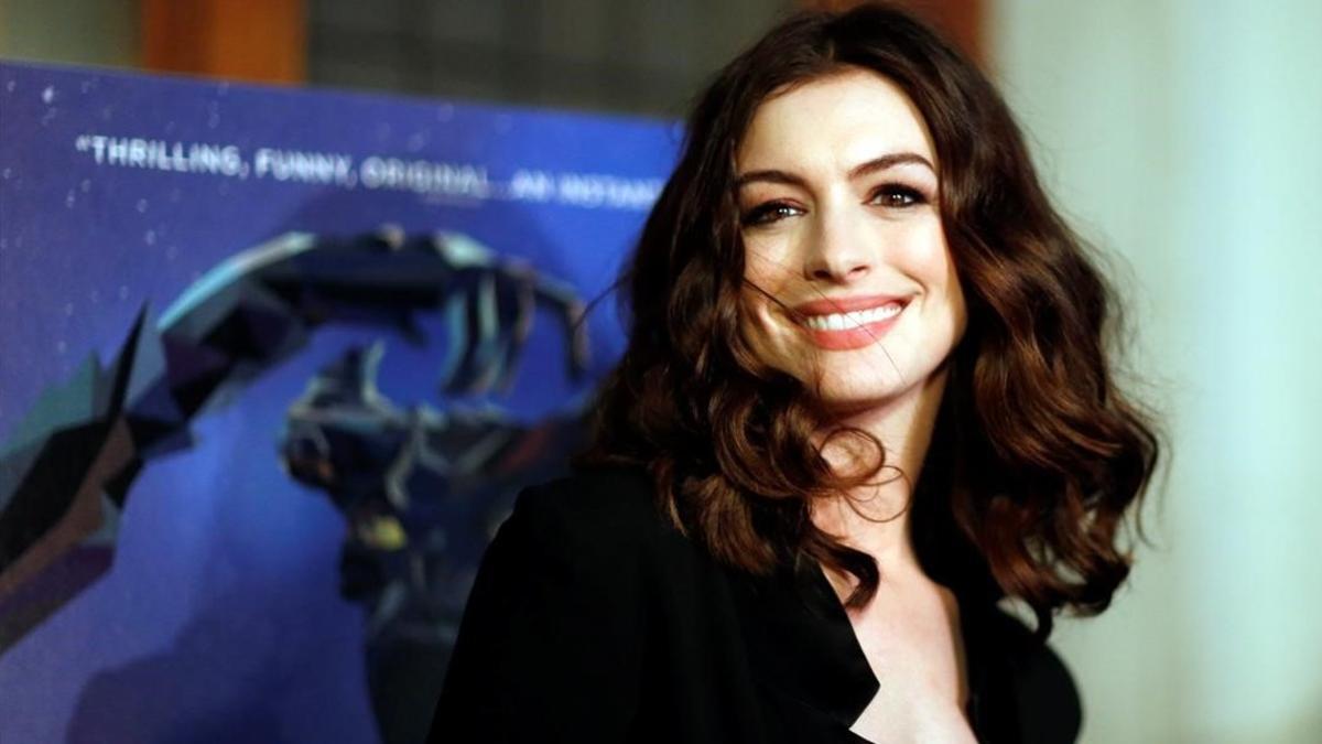 lmmarco37936486 cast member anne hathaway poses at the premiere of the movie170406125329