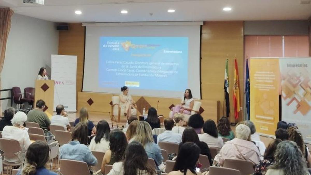 Un taller de emprendimiento impartido anteriormente por Fundación Mujeres