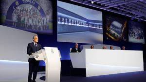 Florentino Pérez, durante su discurso en la asamblea