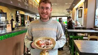 Esta es la elaboración inspirada en Homer Simpson con la que el restaurante Feudo Real de Grado participará en el certamen de Afuega’l Pitu