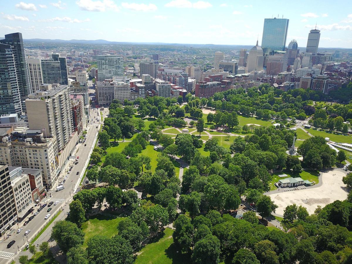 El parque público más antiguo de Estados Unidos, en Boston Common, en el centro de la ciudad.