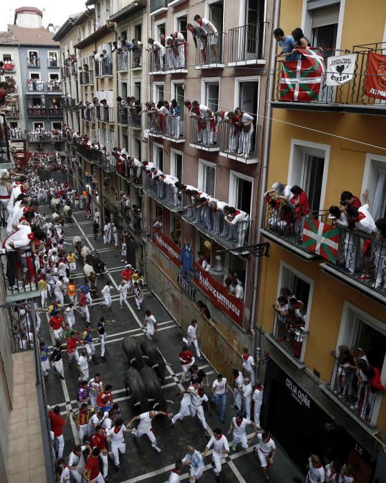 Segon "encierro" dels Sanfermines