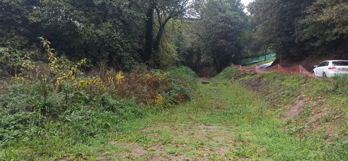 Conxo Aberto pide devolver a la zona la funcionalidad ecológica original y retirar vallados y otros elementos que permanecen en Suarribas