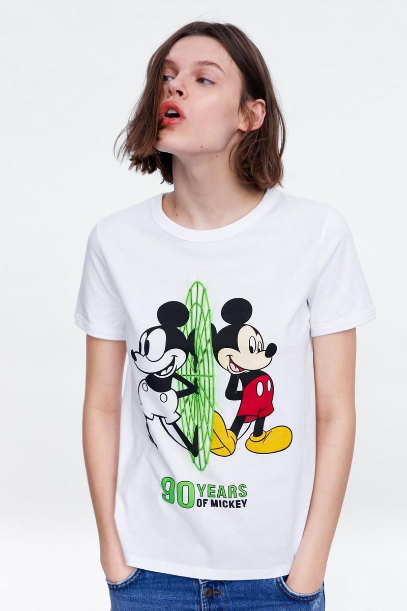 Camiseta 90 Aniversario de Mickey Mouse, de Zara