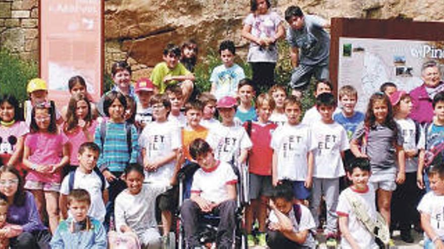 Els alumnes de l&#039;escola Setelsis de Solsona visiten Pinós, Cambrils i Cardona