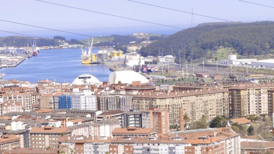 Cómo unir Avilés y su Parque Tecnológico (y que no sea por carretera): pasarelas ciclopeatonales y carriles que lleguen al faro