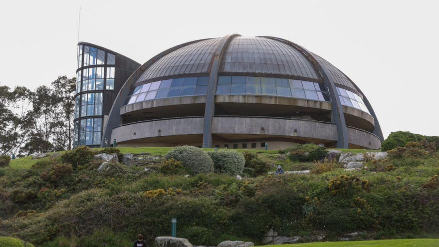La cúpula del monte de San Pedro, que el Concello remodelará. | Germán Barreiros/Roller Agencia