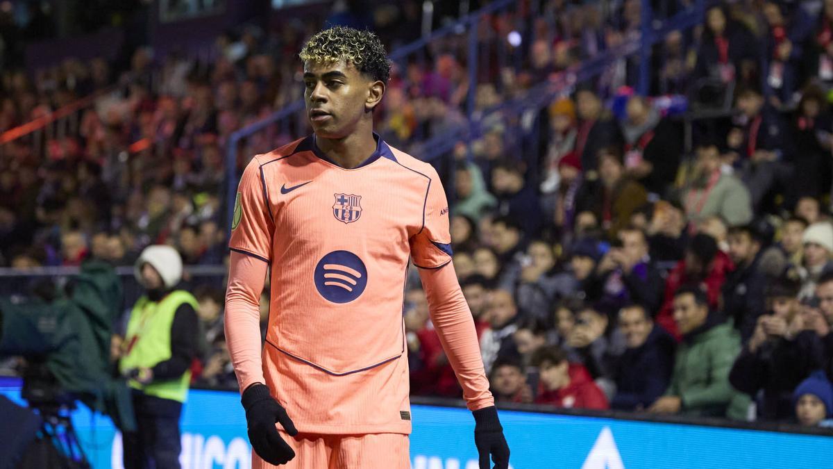 Lamine Yamal, en acción en Guadalajara