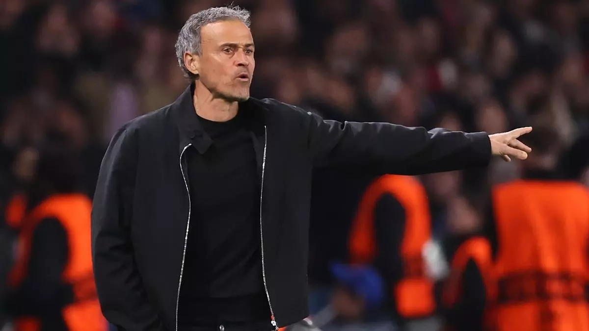Luis Enrique: ※Condeno al indeseable que lanz車 un objeto al linier en Saint-?tienne§