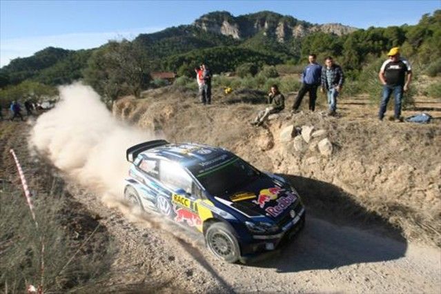 Ogier mantiene el dominio en el segundo día del Rally Catalunya