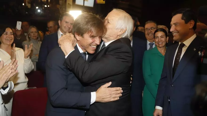 El abrazo del califa y su hijo