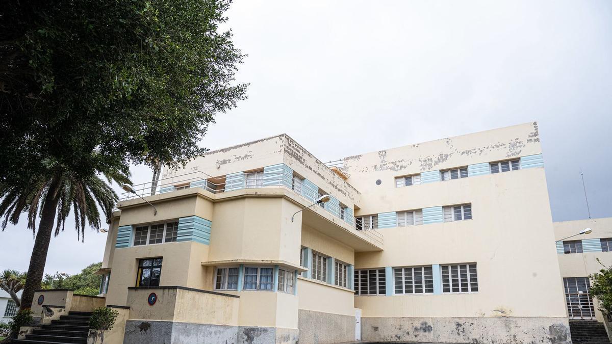 Antiguo edificio psiquiátrico que será reformado para transformarlo en un centro sociosanitario.