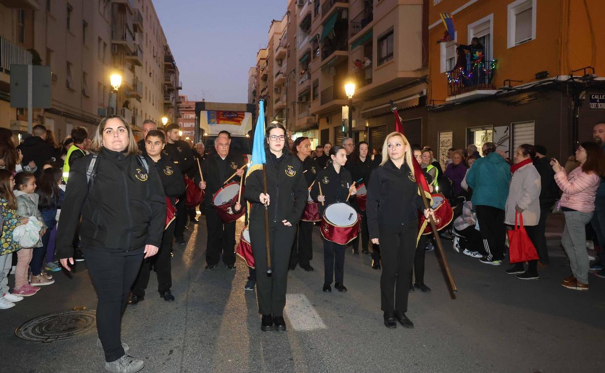 Búscate en la Cabalgata de las Fallas de Malva-rosa-Cabanyal-Beteró Búscate en la Cabalgata de las Fallas de Malva-rosa-Cabanyal-Beteró