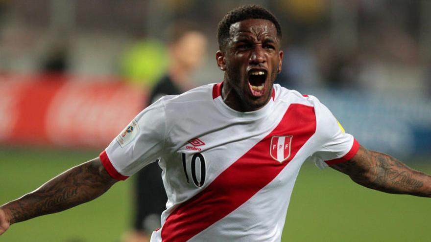 Jefferson Farfan.