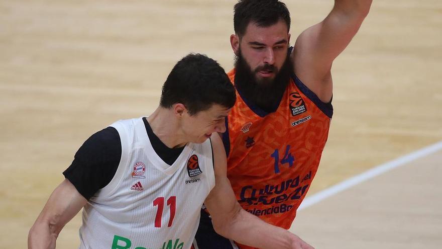Partido de Euroliga en Llíria en la pretemporada del Valencia Basket