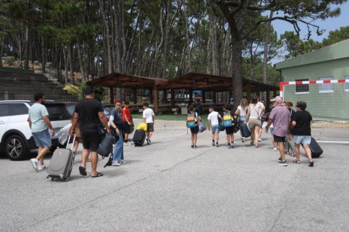 Los primeros 140 niños del campamento de A Lanzada 2026 ya duermen en O Grove.