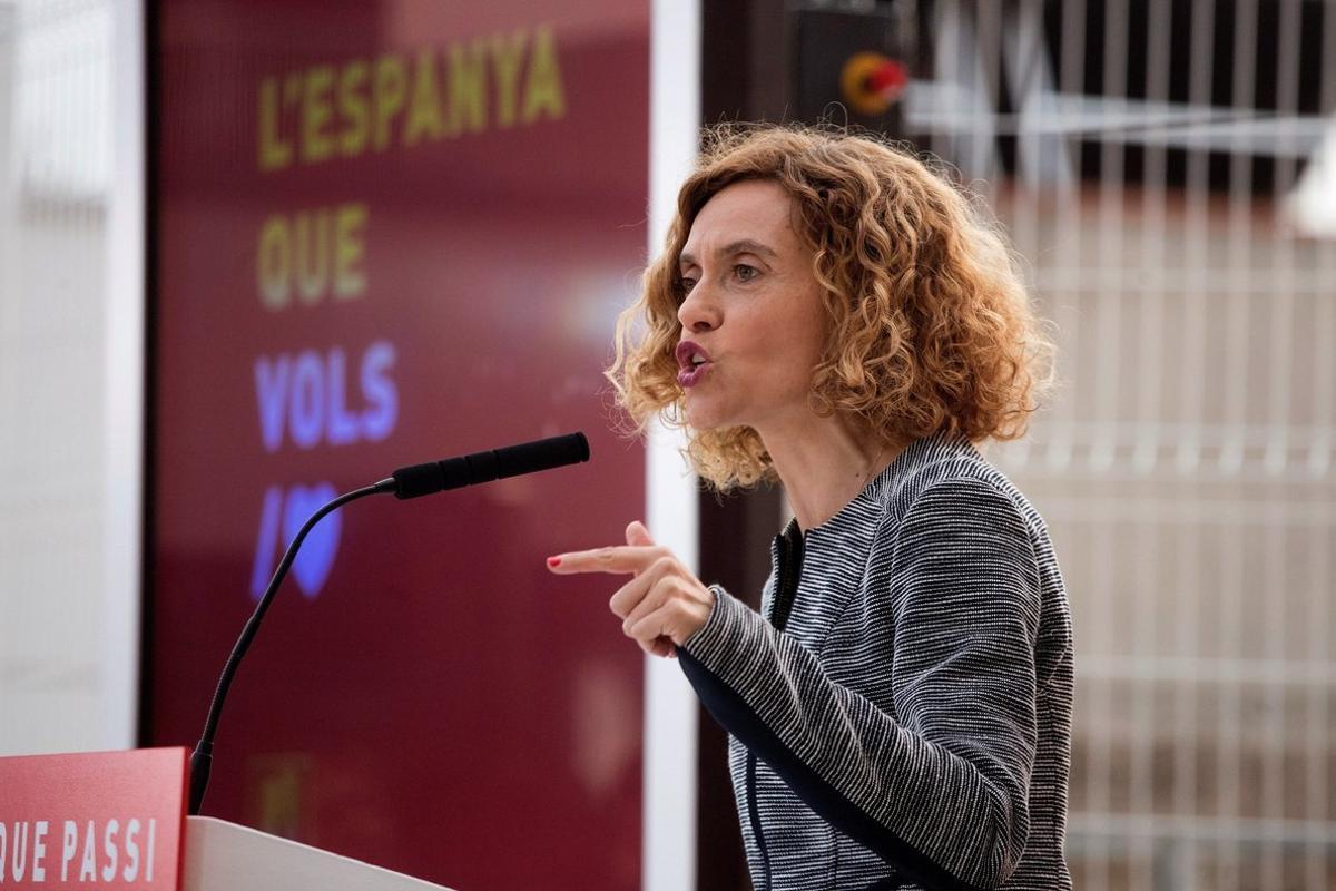 GRAF9478. SANTA COLOMA DE GRAMENET (BARCELONA), 11/04/2019.-La número uno del PSC por Barcelona en las elecciones del 28 de abril, Meritxell Batet, durante el acto de inicio de la campaña electoral que comienza oficialmente esta medianoche, este jueves en Santa Coloma de Gramenet, en Barcelona. EFE/MARTA PÉREZ