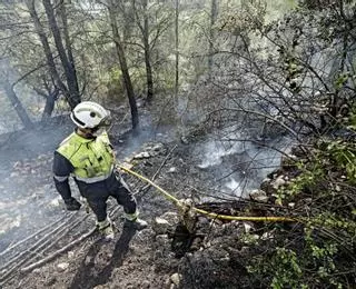 "Los bomberos forestales no podemos seguir con horarios y medios del siglo XX"