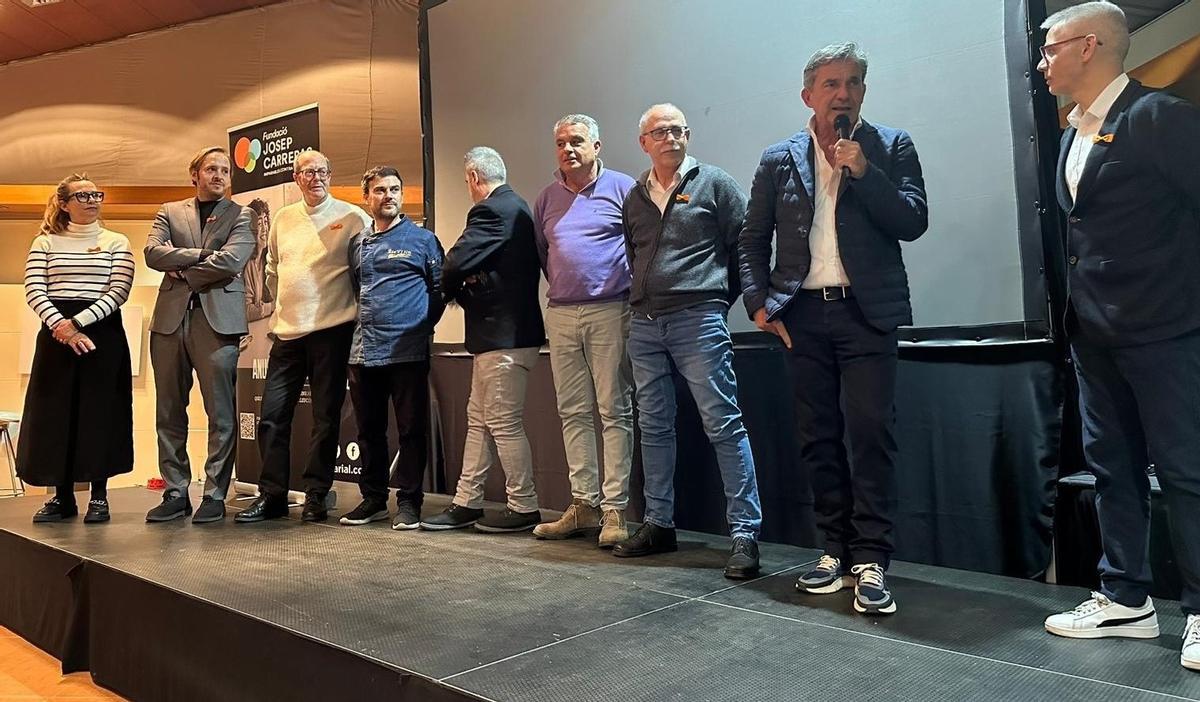 Velada solidaria en la Emilio Sanchez Academy