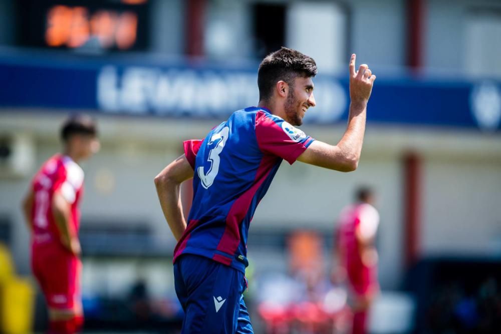 La celebración del Juvenil A del Levante UD tras ser campeones de liga