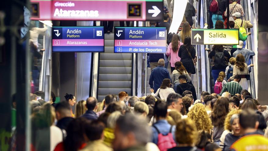 El metro de Málaga rebasa el medio millón de viajeros en la Semana Santa
