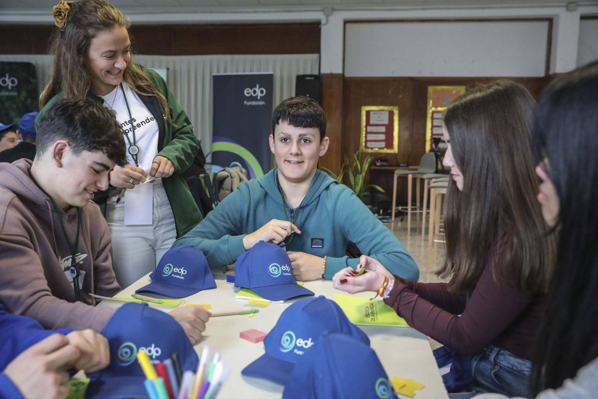 Un grupo de alumnos en un momento de la actividad