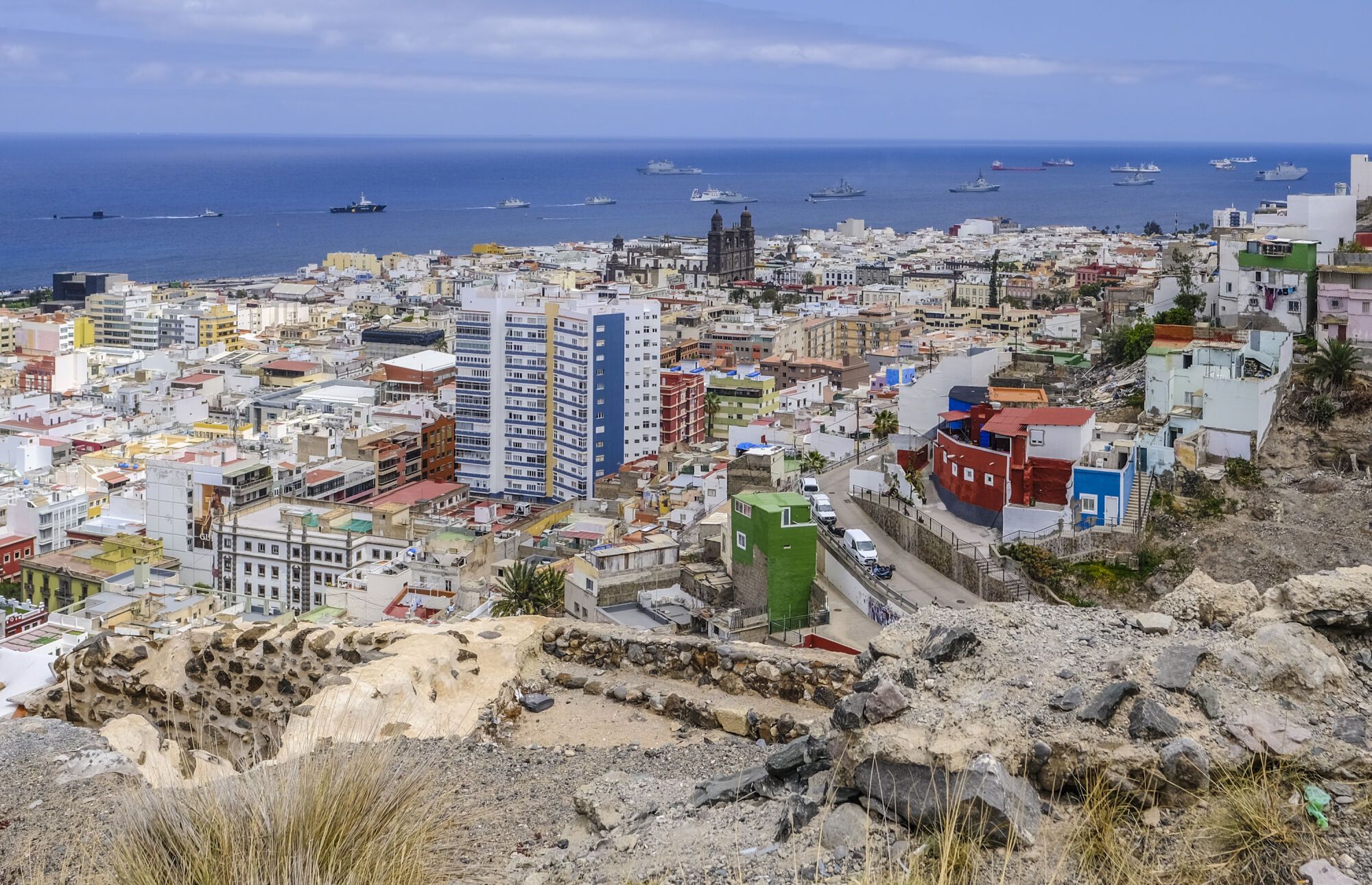 Los actos por el Día de las Fuerzas Armadas en Las Palmas de Gran Canaria, en imágenes