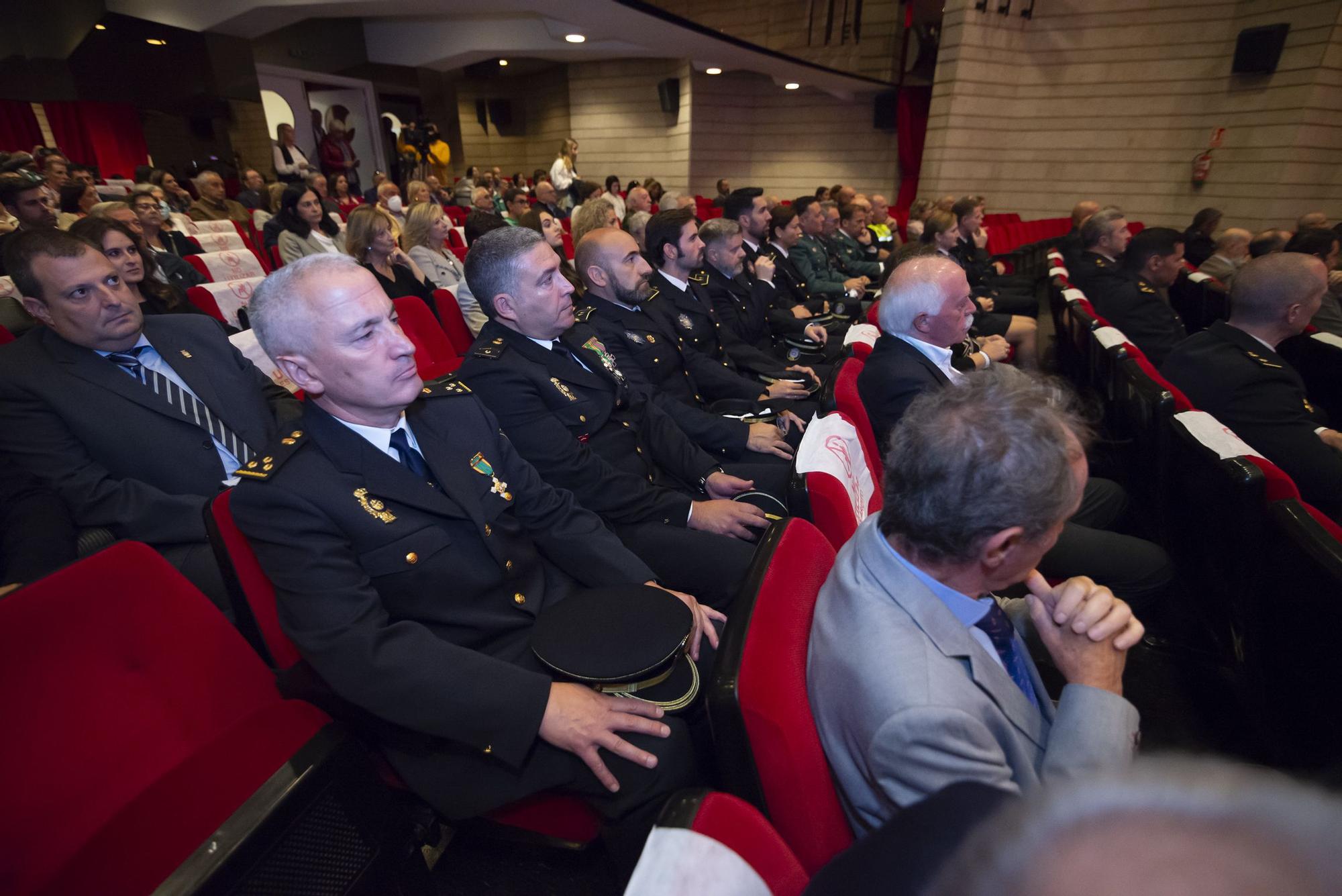 En imágenes: así celebró la Policía Nacional los Ángeles Custodios en Avilés