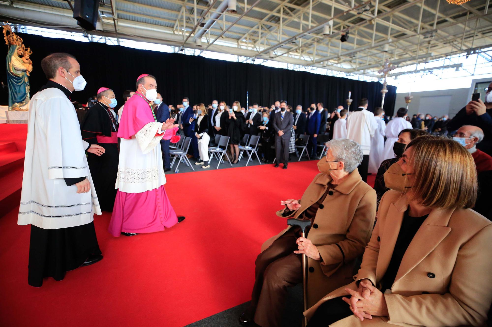 Ordenación del obispo en el Recinto Ferial