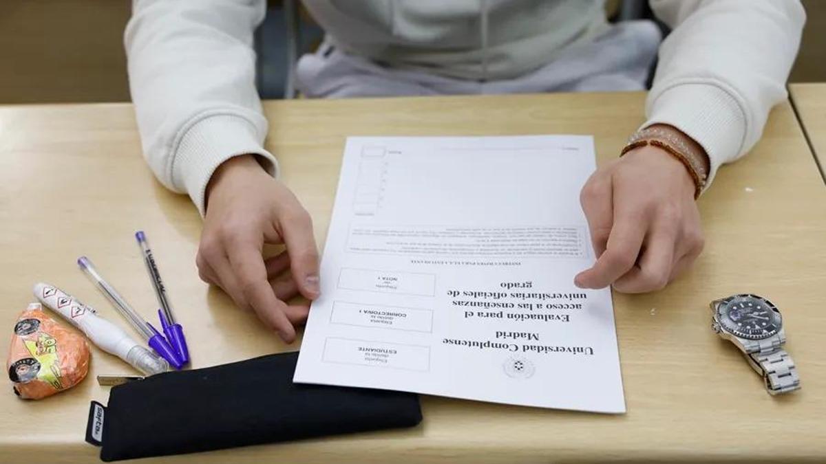 Los estudiantes podrán optar por la vía de reclamación del examen de una determinada materia en el caso de que no estén conforme a su nota.