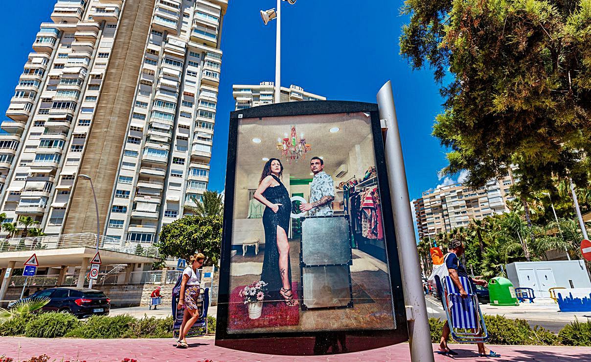 Esta es la imagen que presenta Benidorm, gran centro cultural en pleno verano