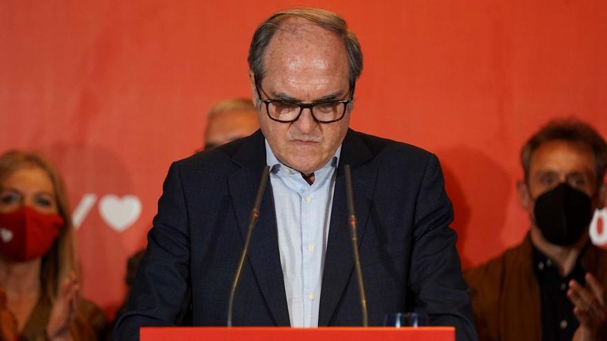 El PSOE se repliega e intenta proteger a Sánchez de la hecatombe