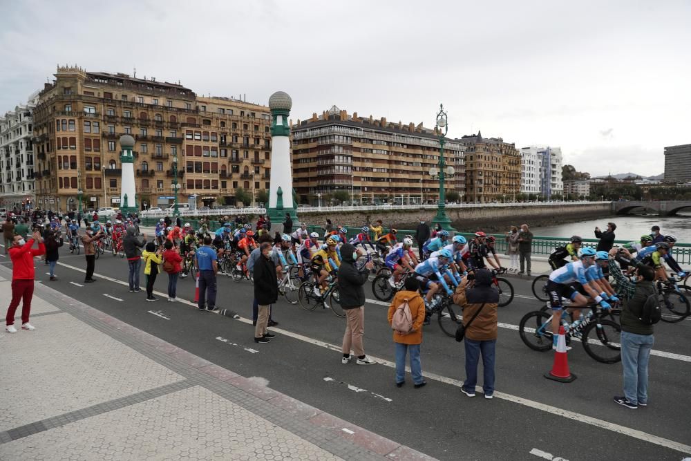 Las imágenes de la 1ª etapa de la Vuelta a España