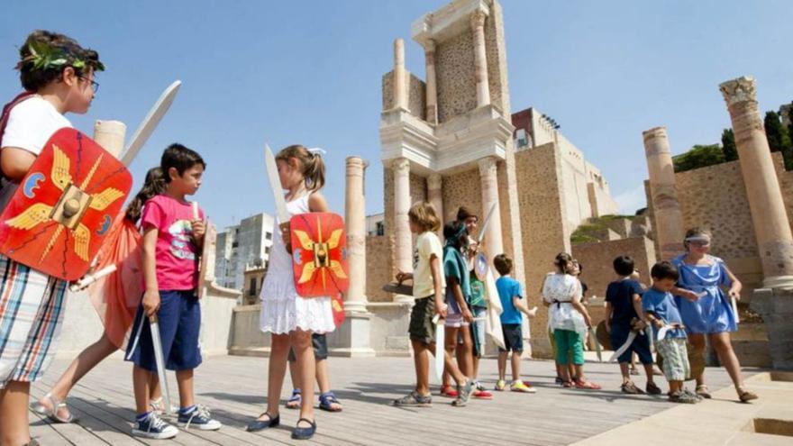 Actividades de Carthagineses y Romanos en el Teatro Romano