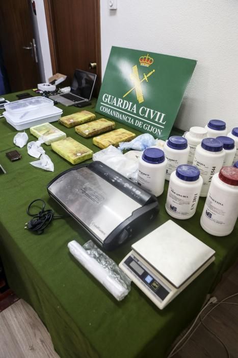 La "operación Tortellini" se salda con al menos cinco detenidos, la incautación de varios kilos de droga y seis vehículos requisados