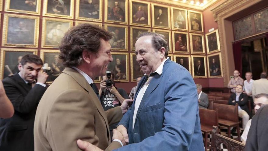 El juez cree que Rodríguez quería conocer todos los movimientos del alcalde Mateo Isern.