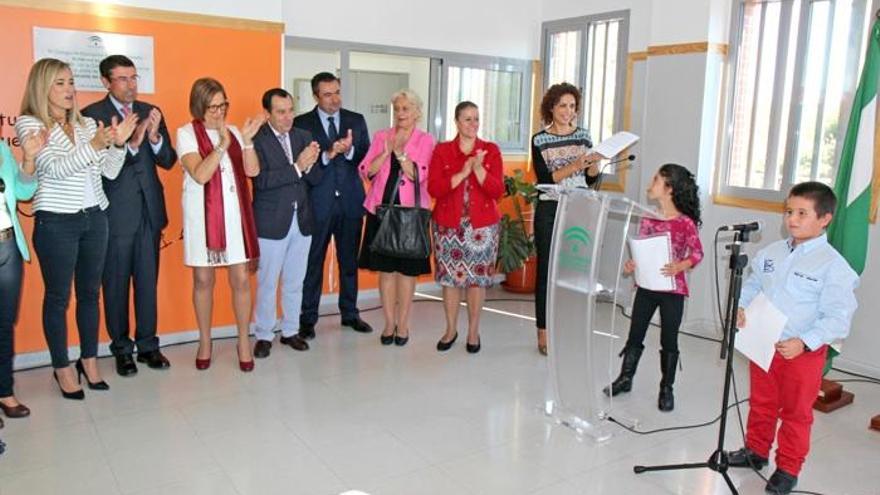 Patricia Alba, Fernández Tapia, Adelaida de la Calle y Ruiz Espejo, durante la visita