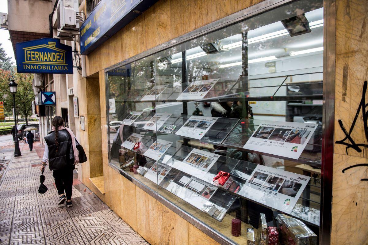 Inmobiliaria Fernández situada en Virgen de la Montaña, 26.