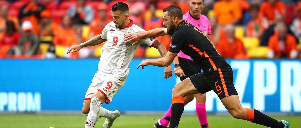 Trajkovski, en el partido ante Países Bajos de la Eurocopa.