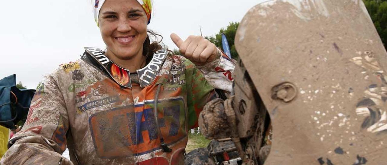 Laia Sanz, al término del Dakar 2015, que acabó en noveno lugar, la mejor posición de una motorista en toda la historia.