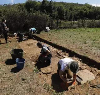 La villa romana de La Estaca enfila'l séptimu branu d'escavaciones con más ayuda del Gobiernu asturianu