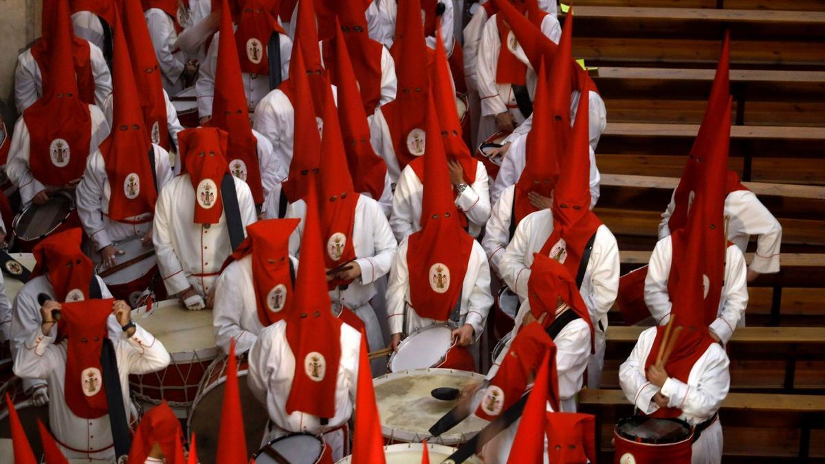 En imágenes | Procesión titular de la cofradía del Señor Atado a la Columna