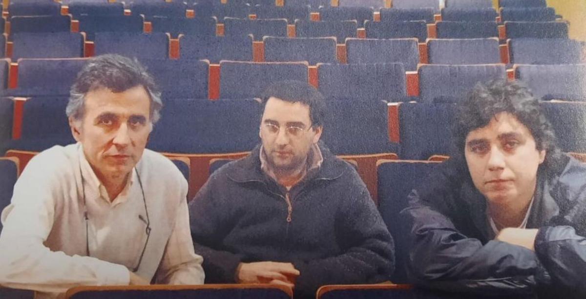 Una de las primeras directivas del Cine Club Bueu. De izquierda a derecha, Afonso Fernández, Xabier Framil y Fran Freire. | //CLUB GOLFIÑOS 