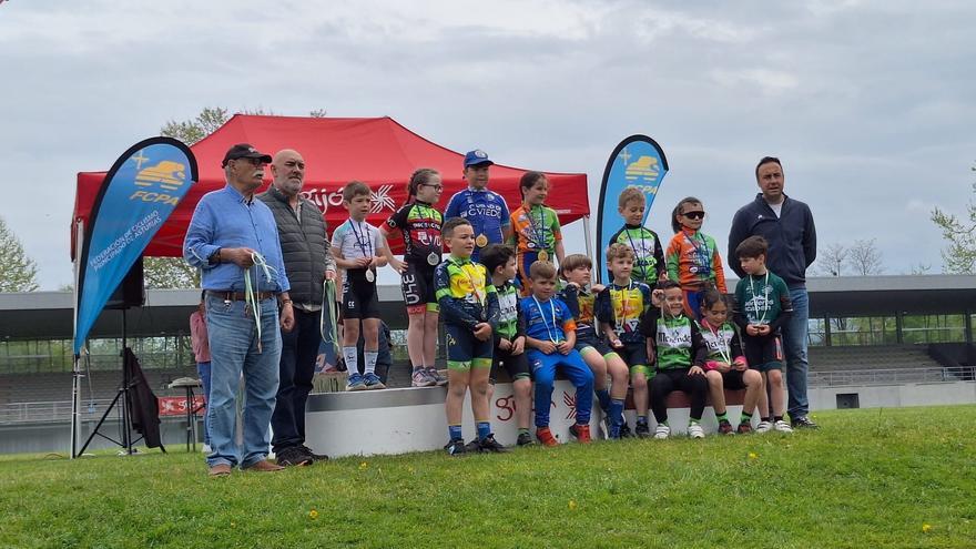 Éxito rotundo en la final en los Juegos Escolares de Asturias